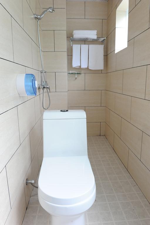 Ctn Karst Inn Yangshuo Chambre photo